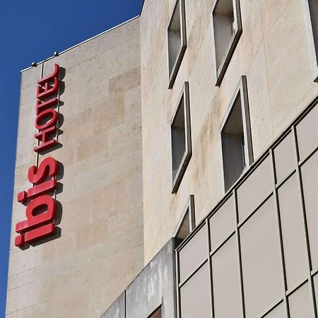 Ibis Châteauroux Buitenkant foto