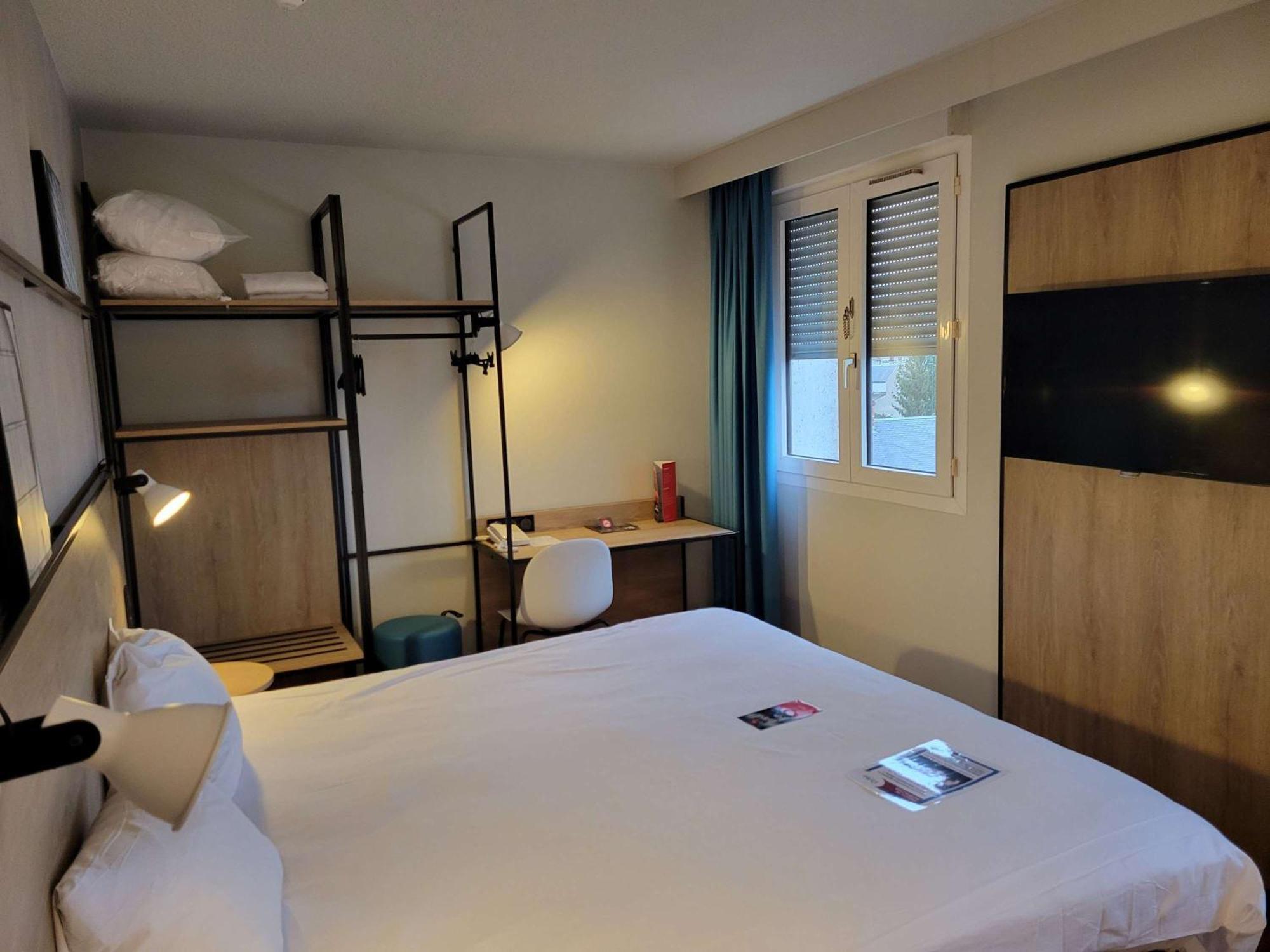 Ibis Châteauroux Buitenkant foto
