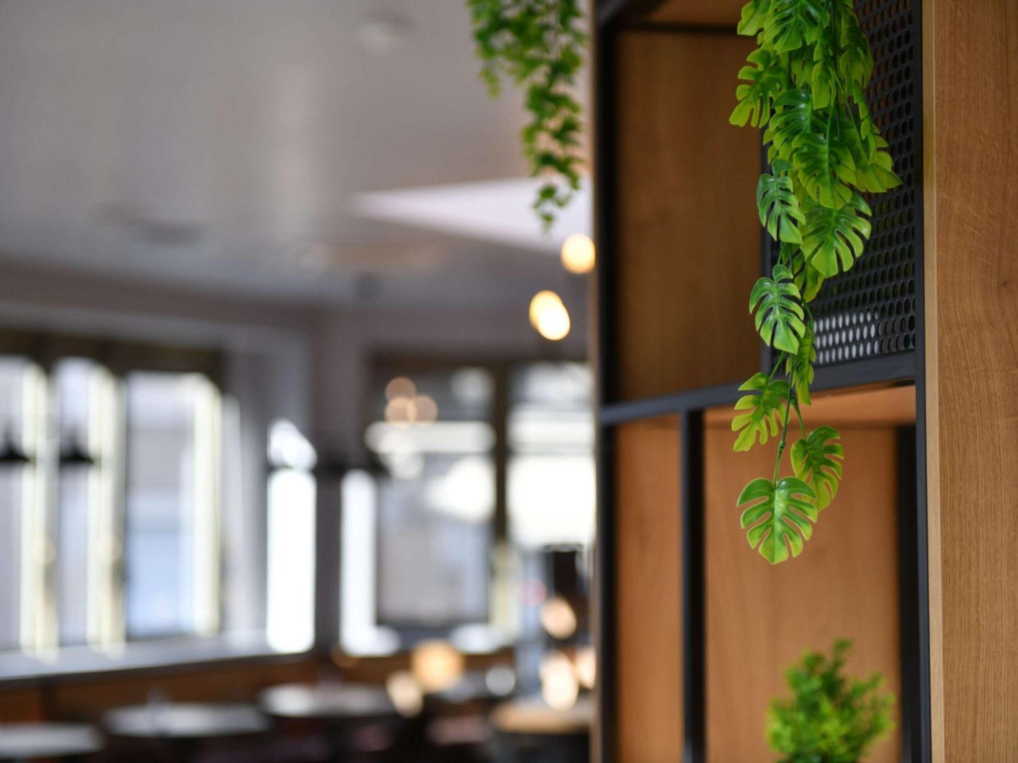 Ibis Châteauroux Buitenkant foto