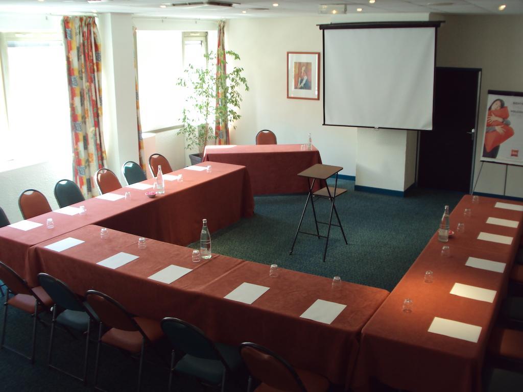 Ibis Châteauroux Buitenkant foto